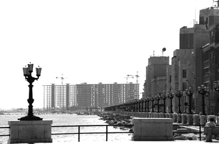 Italia da demolire, 012-092-11
2000
Punta Perotti, Bari (Italia)