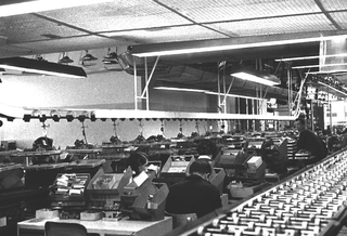 Industria, 011-049-28
Anni '60
Stabilimento Olivetti, Ivrea (Italia)