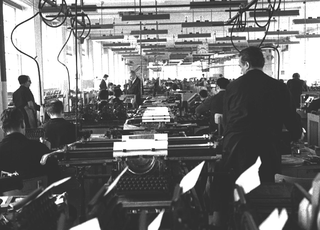 Industria, 011-049-33
Anni '60
Stabilimento Olivetti, Ivrea (Italia)