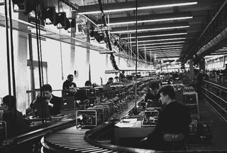 Industria, 011-049-04
Anni '60
Stabilimento Olivetti, Ivrea (Italia)
