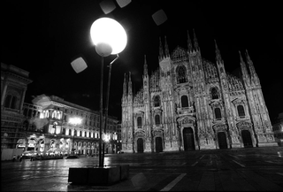 Piazza Duomo, 022-095-24
Lampada Catellani & Smith, Anni '90
Piazza del Duomo, Milano (Italia)