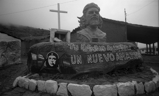 Bolivia, 104-011-30
Monumento dedicato a Che Guevara, 2010
La Higuera (Bolivia)