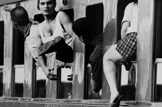 Treno del Sud, 014-063-02 Treno del Sud, immigrazione a Milano, 1963 Stazione Centrale, Milano (Italia)